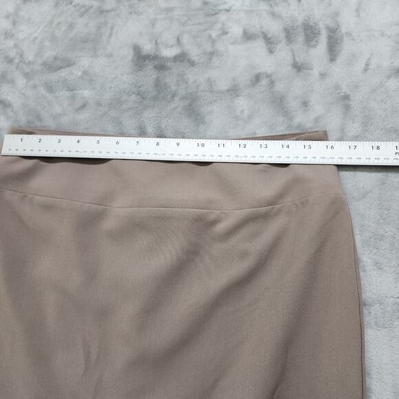 Alfani Skirt Size 6 Tan Pencil Straight Cut Stretch Back Slit Office Career - Picture 5 of 7